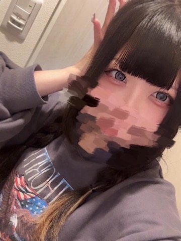 れむ(18)｜大阪 梅田 兎我野町 ホテルヘルス【パンチラJK】〜NO PANTY NO LIFE〜『見たい！嗅ぎたい！触りたい！！』キュートで無邪気な小悪魔JKがエロエロ全開大胆ご奉仕♪