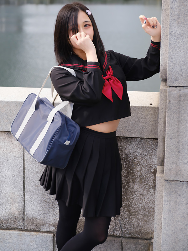 めぐみん｜大阪 梅田 兎我野町 ホテルヘルス【パンチラJK】〜NO PANTY NO LIFE〜『見たい！嗅ぎたい！触りたい！！』キュートで無邪気な小悪魔JKがエロエロ全開大胆ご奉仕♪