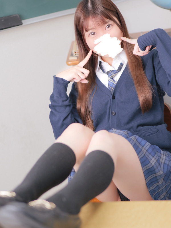 あやか｜大阪 梅田 兎我野町 ホテルヘルス【パンチラJK】〜NO PANTY NO LIFE〜『見たい！嗅ぎたい！触りたい！！』キュートで無邪気な小悪魔JKがエロエロ全開大胆ご奉仕♪