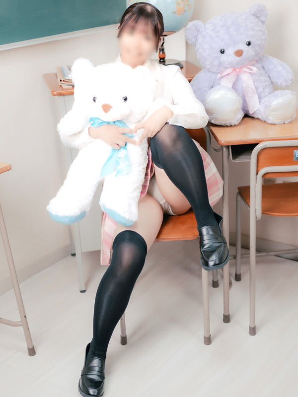みらい(18)｜大阪 梅田 兎我野町 ホテルヘルス【パンチラJK】〜NO PANTY NO LIFE〜『見たい！嗅ぎたい！触りたい！！』キュートで無邪気な小悪魔JKがエロエロ全開大胆ご奉仕♪