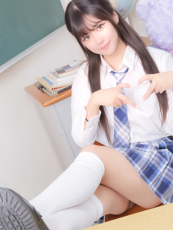 ことり｜大阪 梅田 兎我野町 ホテルヘルス【パンチラJK】〜NO PANTY NO LIFE〜『見たい！嗅ぎたい！触りたい！！』キュートで無邪気な小悪魔JKがエロエロ全開大胆ご奉仕♪