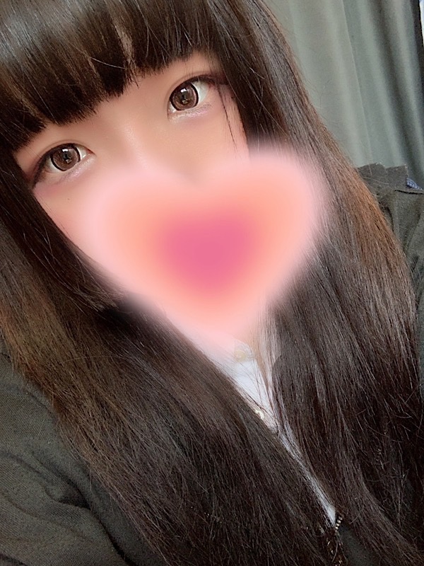 いずみ(20)｜大阪 梅田 兎我野町 ホテルヘルス【パンチラJK】〜NO PANTY NO LIFE〜『見たい！嗅ぎたい！触りたい！！』キュートで無邪気な小悪魔JKがエロエロ全開大胆ご奉仕♪