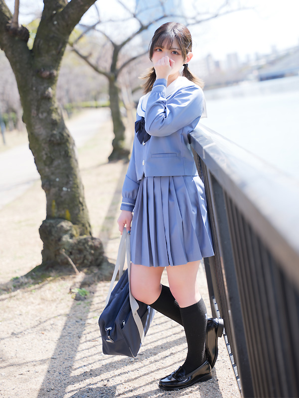 かんな｜大阪 梅田 兎我野町 ホテルヘルス【パンチラJK】〜NO PANTY NO LIFE〜『見たい！嗅ぎたい！触りたい！！』キュートで無邪気な小悪魔JKがエロエロ全開大胆ご奉仕♪